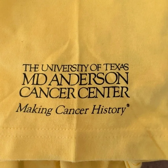 Don't Ever Give Up Cancer Graphic T-Shirt Mens L Yellow - Picture 3 of 5